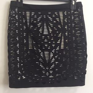 adorable skirt w neon yellow zipper lining